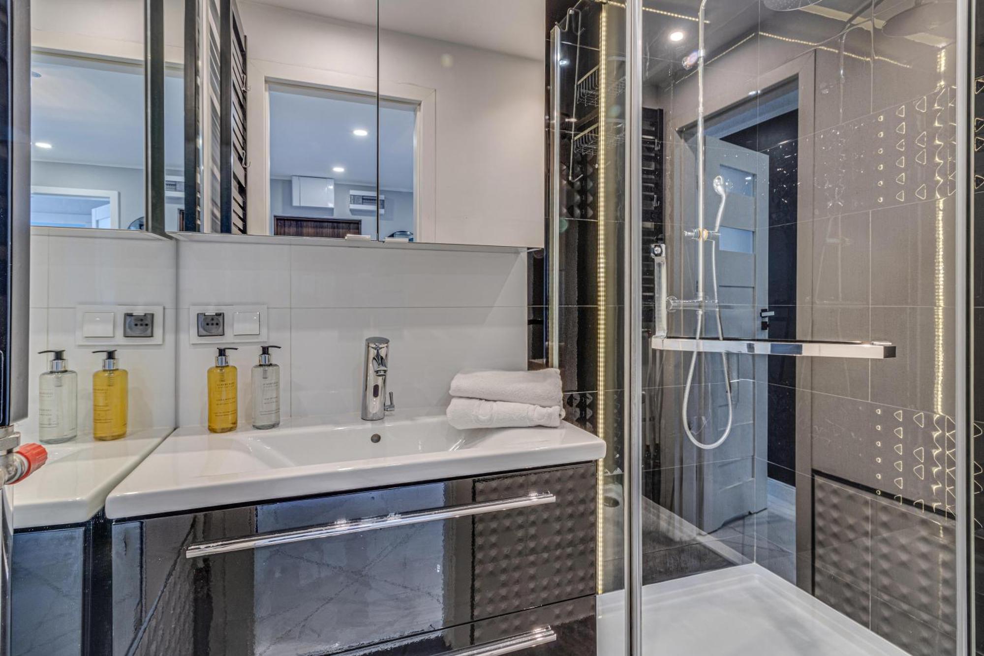 Rentplanet - Apartament Popowicka Appartement Wrocław Buitenkant foto